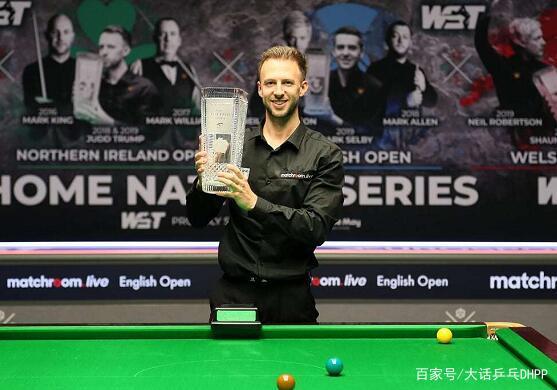 形势变得复 形势变得复