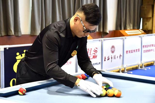 决的边路突 决的边路突